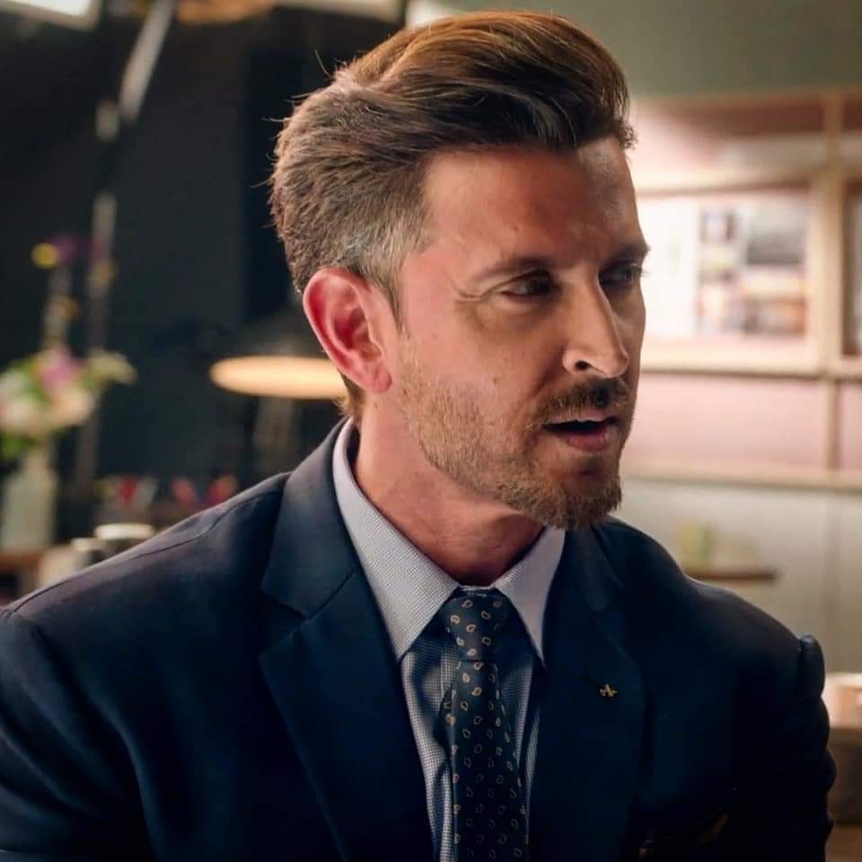 HrfcTamilnadu's tweet photo. Hrithik Roshan ๐๐ฅ For @ArrowLife1851 ..
.
.
#Hrfctamilnadu #Hrithikroshan #OnTopOfTheWorld #Arrowlife #Arrow https://t.co/aG23IsTrYb