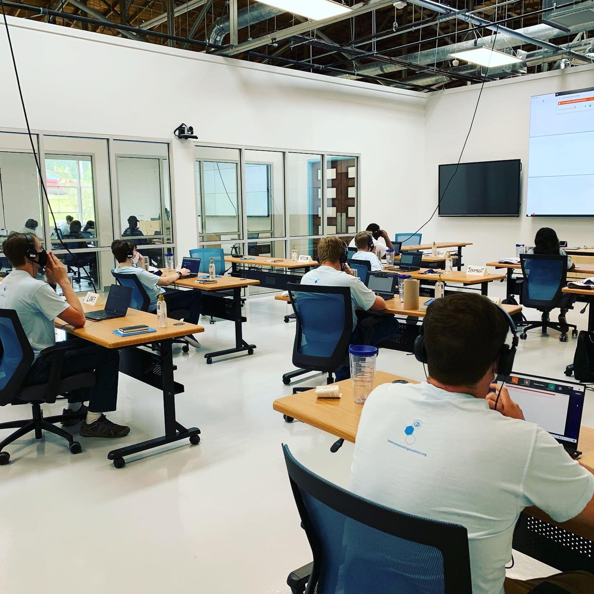 basecampcoding's tweet image. We may have been delayed, but we’re hitting the ground running! Can’t wait to see these students grow and learn this year! #basecampcodingacademy #classof2021 #CSinMS #codingforall #MScodes