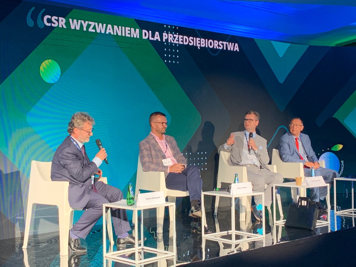 SGHWarsaw's tweet photo. P. Wachowiak, Rektor SGH: CSR nie jest modą – jest koniecznością. Aby przedsiębiorstwo mogło odnosić sukcesy, być wiarygodne w oczach interesariuszy – musi postępować zgodnie z etyką i prawem, realizować pewne zamierzenia społeczne i być firmą ekologiczną. #FE2020 #StrefaSGH https://t.co/uss6ldS5pM