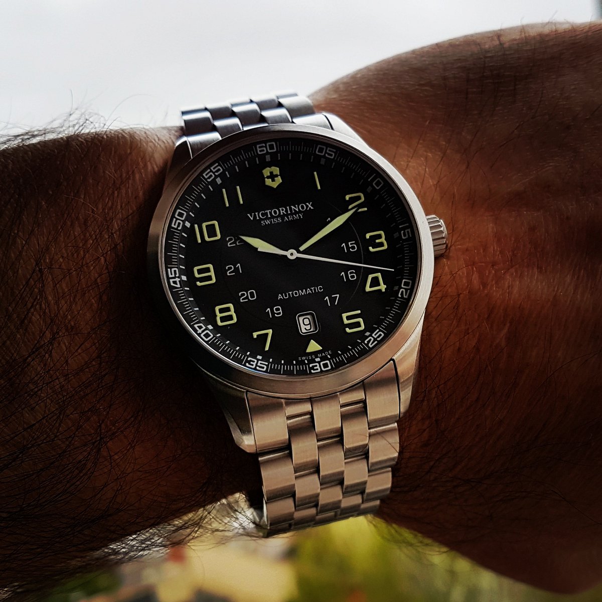 mate_cimarron's tweet photo. #Victorinox #SwissArmy #Airboss #Mechanical 42mm 100M Ref. 24508 #Automatic #Flieger #orologi #Montres #Watch #watches #luxury #luxurywatches #luxurywatch #timepieces #timepiece #swissmade #reloj #relojes #Time ► https://t.co/rHoabIWRoF