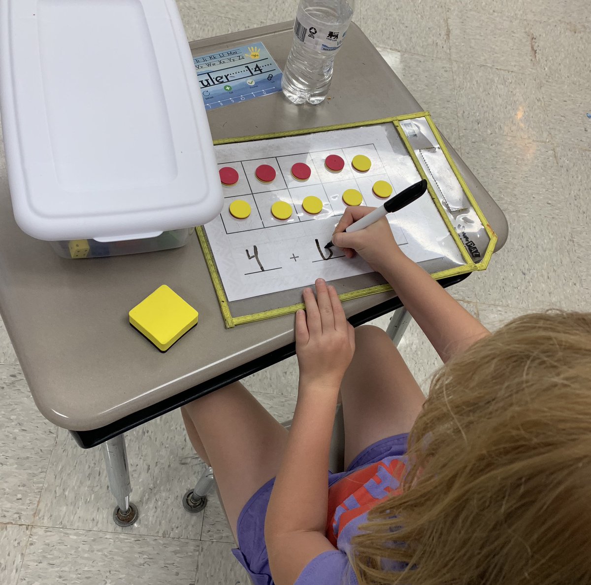 BetsyDraper4's tweet photo. I loved reading the book Ten Flashing Fireflies to my first graders during our math block! My students were able to identify the two parts and the whole while using chips on a ten frame! @OxfordCubs #oxfordleads #firstgrade https://t.co/56qMqHIzTL