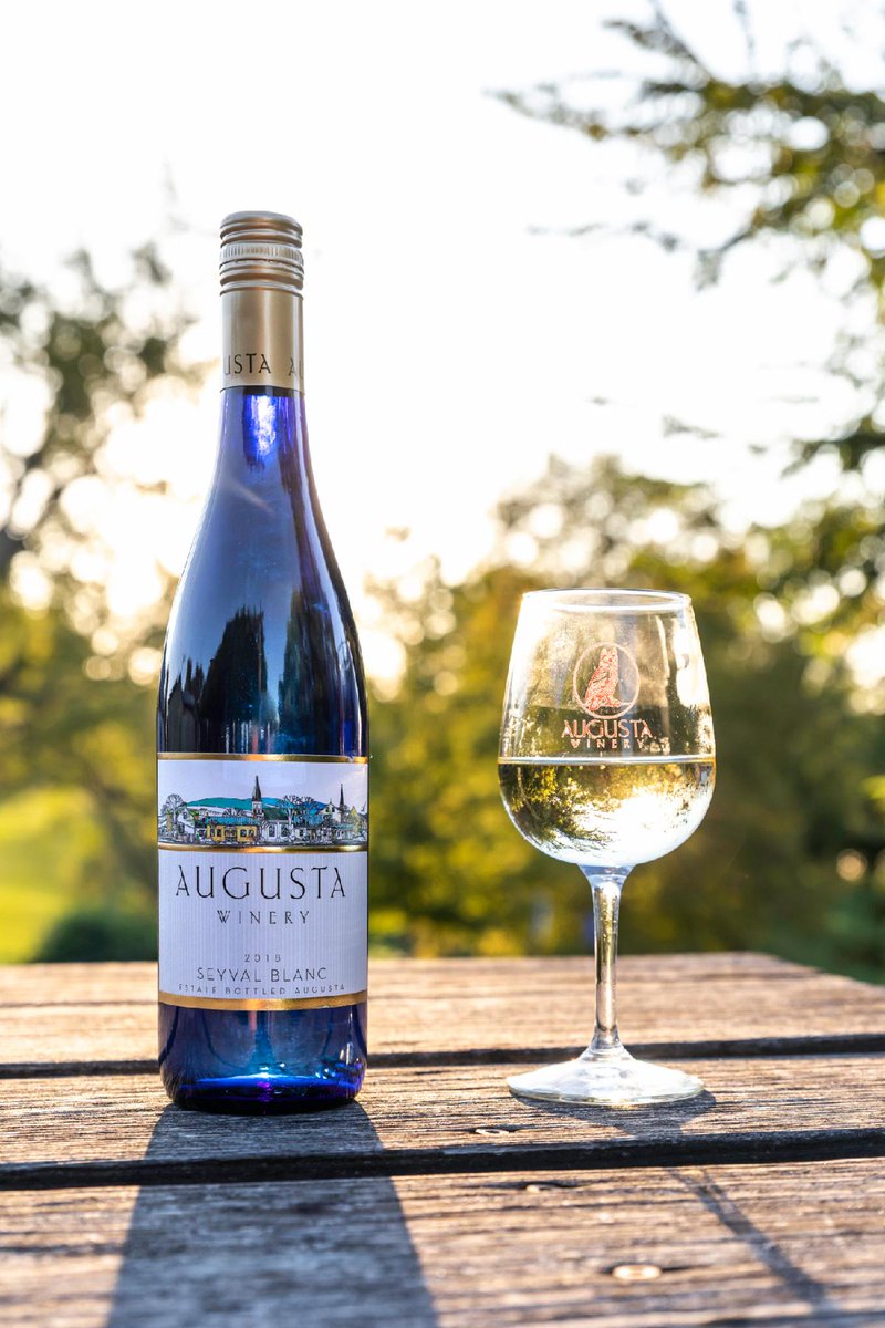 We've harvested Seyval. It's looking tasty but of course needs some time in the cellar before it's ready next Spring - try our 2019 in the tasting room today! More info on harvest and the live music lineup in this week's newsletter.. conta.cc/3hceZSX