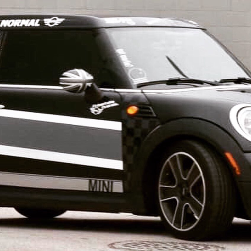 vulcan_forge's tweet photo. Mini Cooper Clubvan, the rarest Mini model in the USA #tanktheclubvan #rareoneof50 #tattoominicooper #tattoomini  #bullybuggy #kansassmalltowns #minicooper https://t.co/Cv4efSz9PX