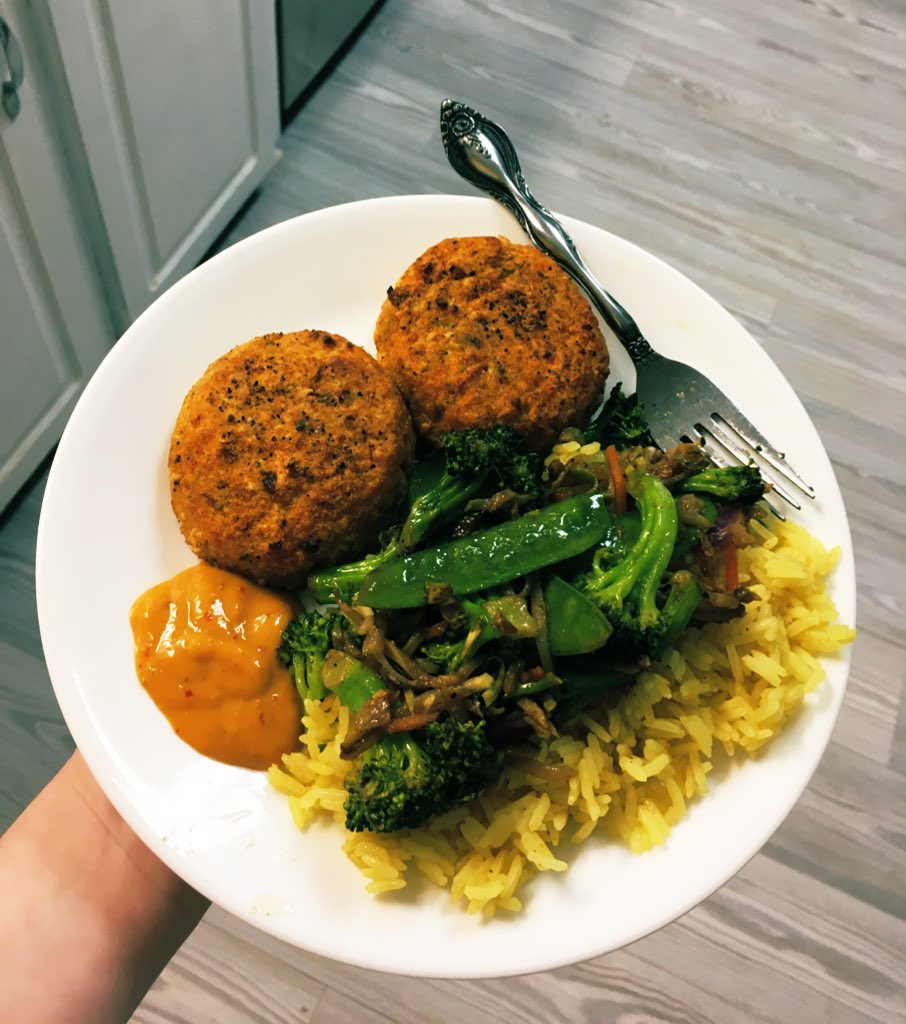onegingergeek's tweet photo. I stand by this, but I’ve definitely started cooking more in the six months. 🍜🥧🥙 https://t.co/mD1OHWcmyr