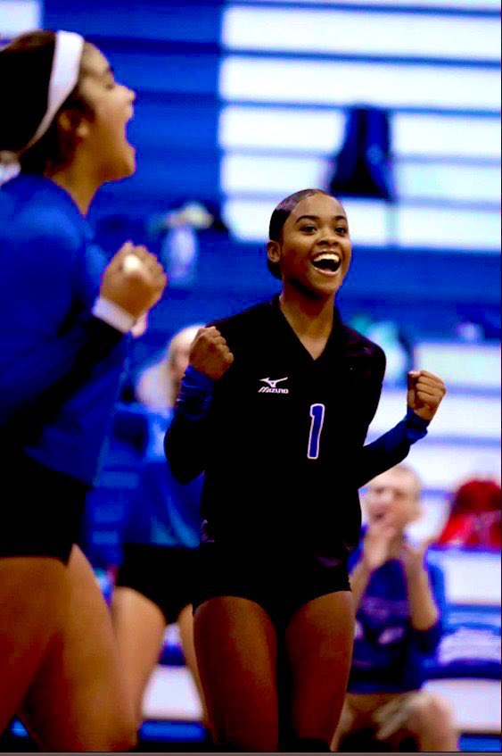 JASMINEMAYES13's tweet photo. It’s the drive, passion, will, love, effort, and attitude for me. I want to do this thing called sports for the rest of my life.❤️🙏 https://t.co/rT6jdYVVRf