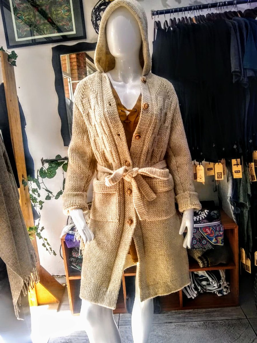 LarvaClothing's tweet photo. Cómoda y calientita para ir a cualquier sitio.
Mantén tú estilo cool para esta temporada de #otoñoinvierno
Se única con estos diseños #unitalla para dama.
Mérida No.122 (1er.Piso), col.Roma Norte,CDMX.,De Martes a Domingo de 12 del día a 6PM.
https://t.co/fbniXKlzQ3 #tiendaderopa https://t.co/BfHcXRKM9T