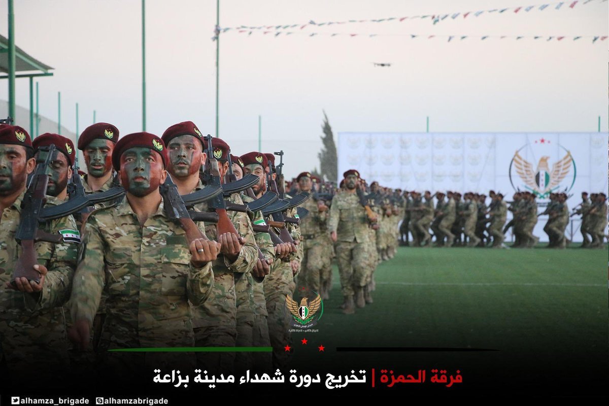 rusencenter's tweet image. Suriye&apos;li Türkmenlerden oluşan Hamza Özel Kuvvetler Tümeni Askeri Akademisi, yeni mezunlarını verdi.