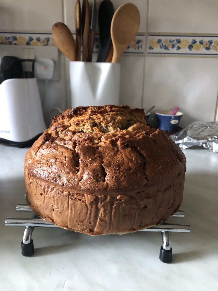 passepartout02's tweet photo. One definite positive outcome of lockdown. Made a delicious carrot 🥕 (home grown) orange 🍊 and walnut cake 🍰 and the aroma around the house is as nice as the slice we just had with ice cream 🍨 https://t.co/orv1C7n5lY