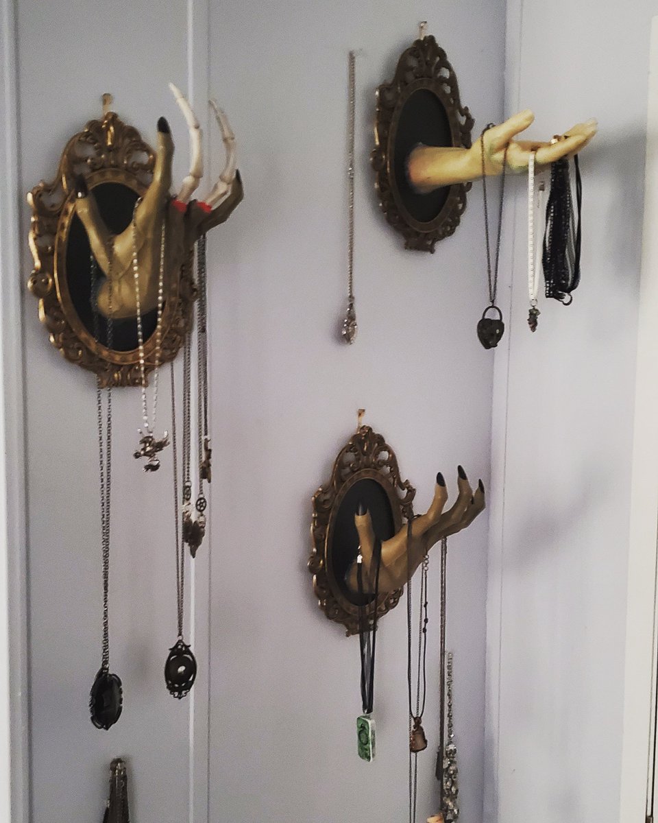Made new jewelry holders.... used my gram's picture frames ❤❤🧙🏼‍♀️
.
.
.
.

.
.
.
#necklace #necklaceholder #jewelry #jewelryholder #hands #witch #witchy #zombie #upcyle #upcycled #art #repurpose #repurposed #display #necklacedisplay