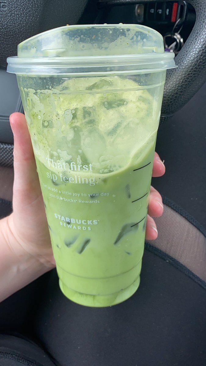 maryliizz's tweet photo. Matcha w/ almond milk 😋 https://t.co/cxqG6tFJa0