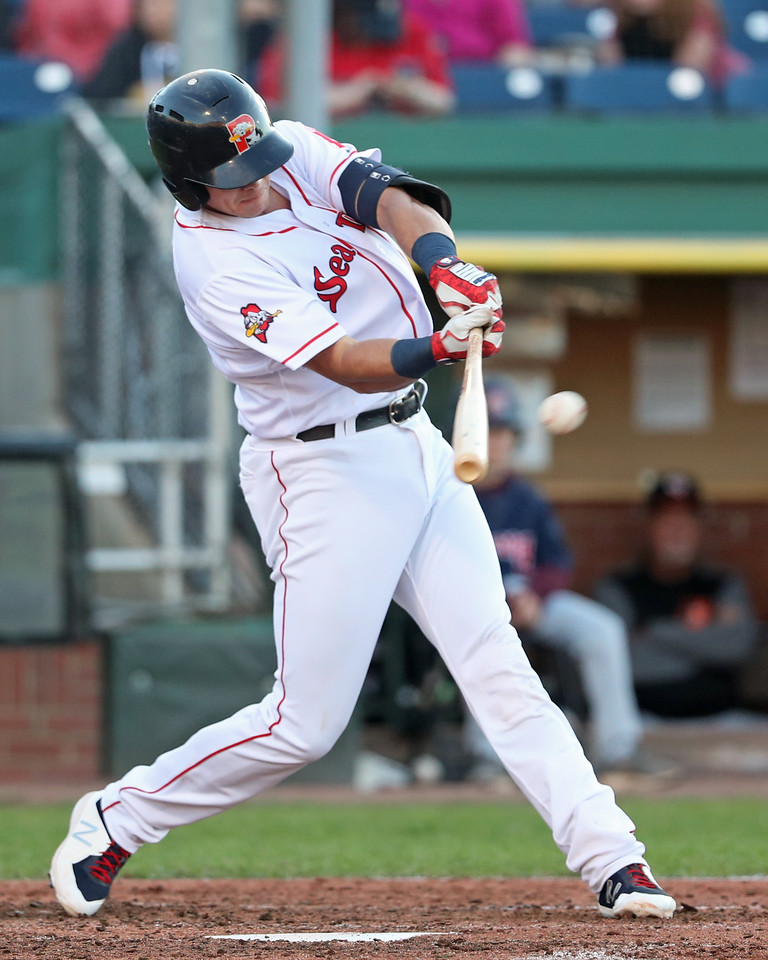SoxProspects's tweet photo. Nick Rabasco walks you through the 2016 #SPDraft in this week's retrospective. Six of the 22 players the Red Sox signed have made the majors, including 3 in 2020. Find out who is most likely to join them in our pick-by-pick breakdown
https://t.co/Iyw9M9DqBK
πΈ @sittingstillsox https://t.co/IT3e5OWzGZ
