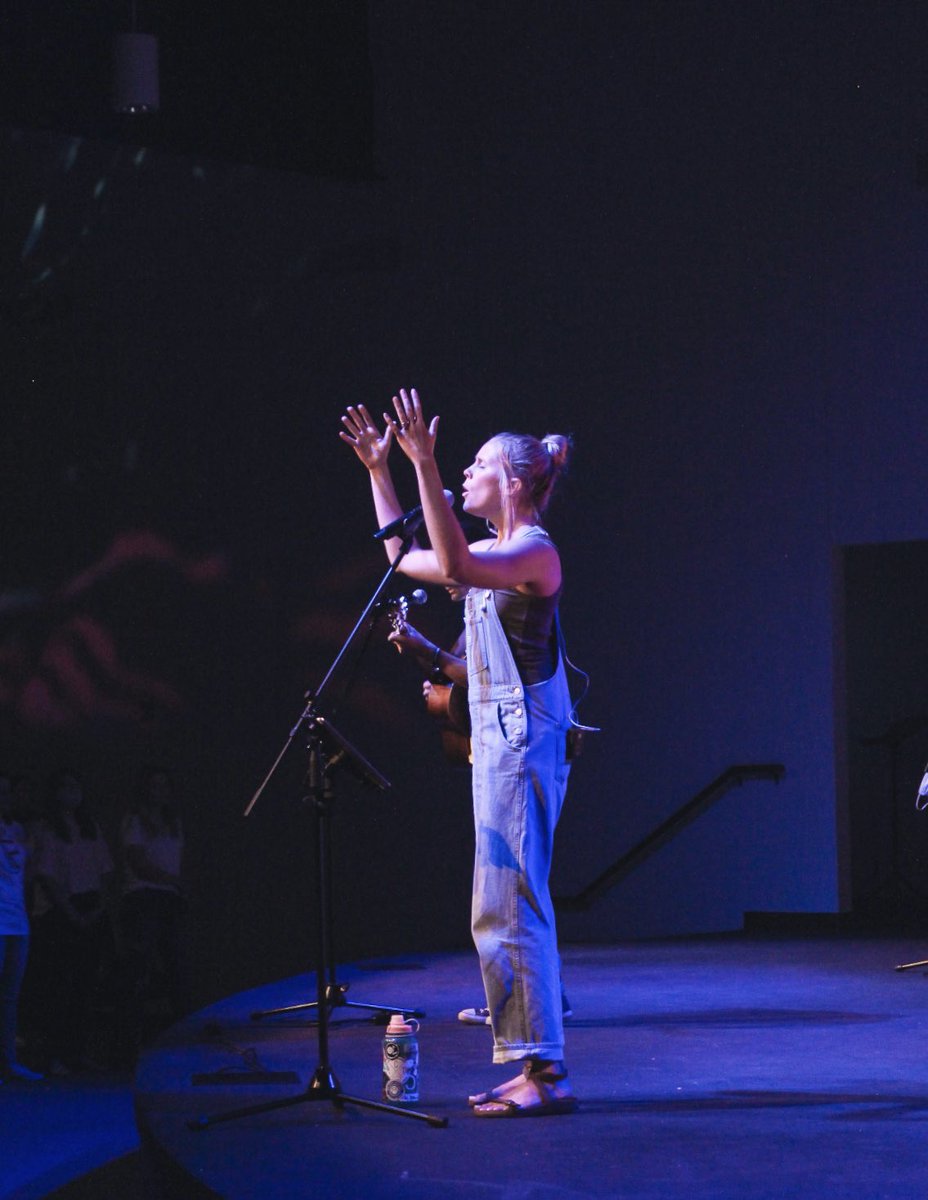 encounter_c3's tweet image. We’re back with another night of worship, a message, and fellowship with other young adults. Grab a friend &amp;amp; join us tonight at 7:15!