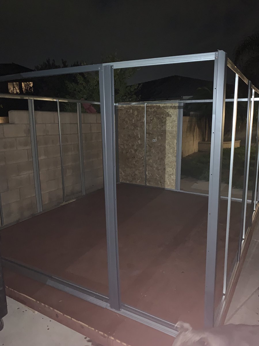 Philesp213's tweet image. Young Phil’s future Barber Studio almost completed!
#FamilyProject