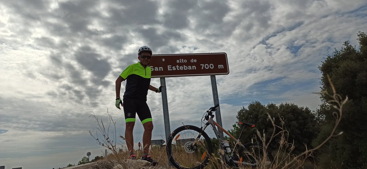 chus34's tweet image. Hoy,bici.