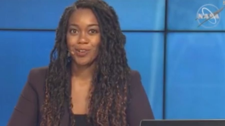 . @verified  @twitter  @Laur_Ly is a  @SpaceX aerospace engineer, founder, writer, speaker, rocket launch correspondent and  @Harvard instructor  https://www.huffpost.com/author/lauren-lyons  https://www.google.com/amp/s/amp.cnn.com/cnn/business/live-news/spacex-launch-today-may-30/index.html