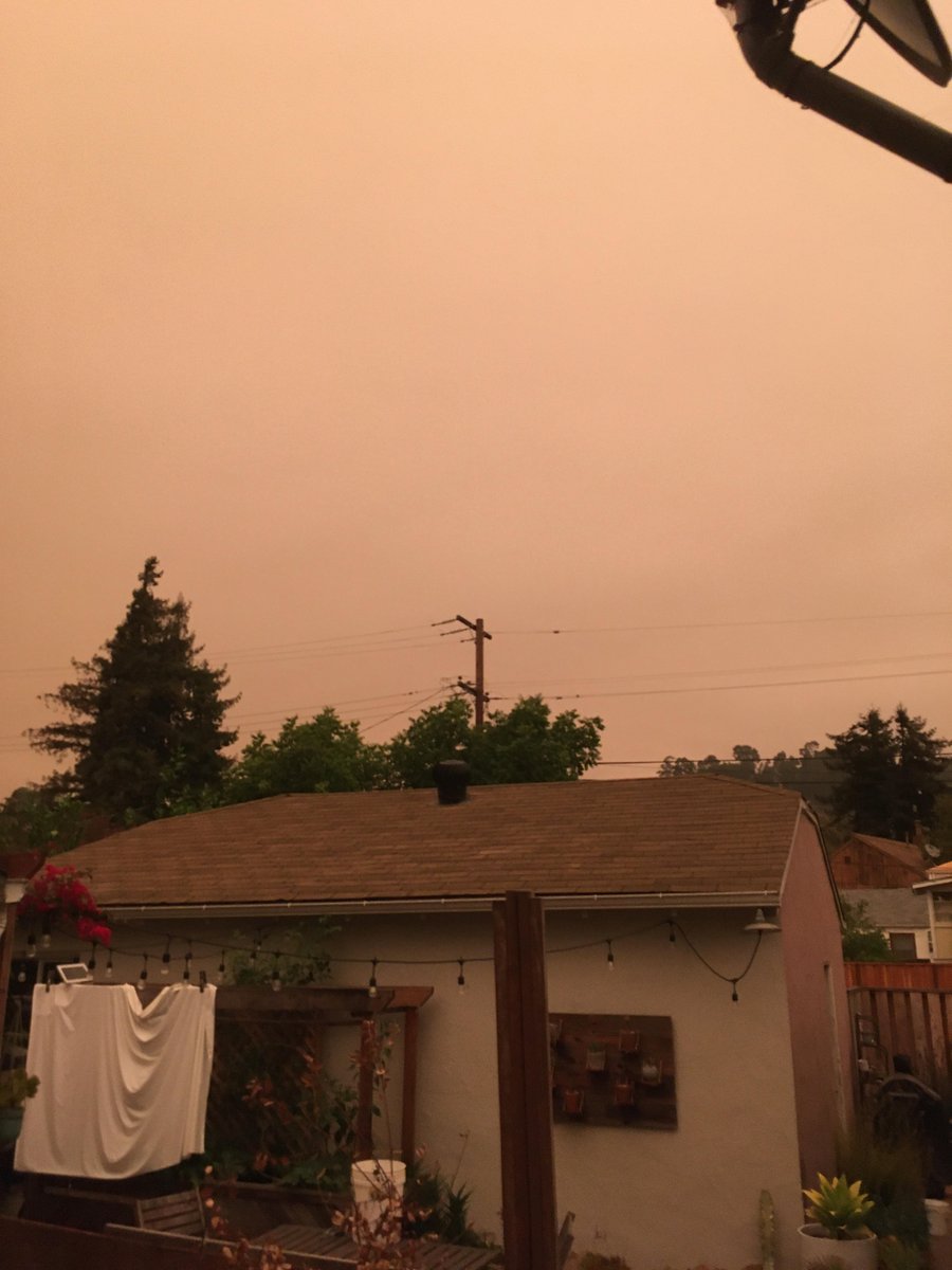 It's almost noon in Oakland, CA, and it's dark outside