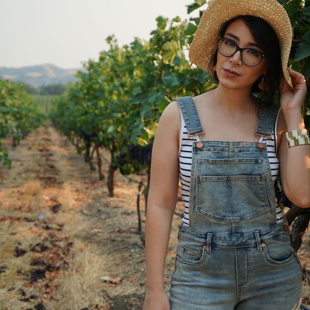 @zeina_kelmendi certainly did make the most of her tasting, in spite of the weather, with a killer self-portrait in the vineyard. Thanks for stopping by! #rubyhill #rubyhillwines #rubyhillwinery #livermorevalley #drinklocal #vineyardviews