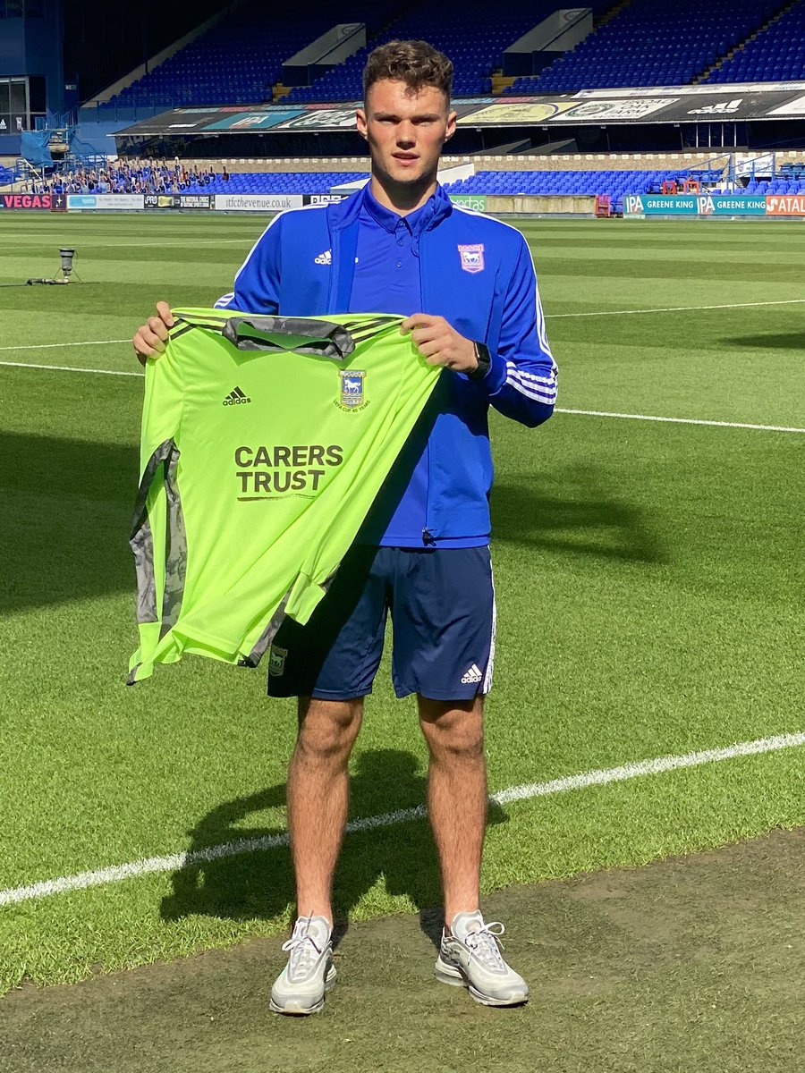 leesantorini's tweet photo. A huge congratulations to our son @bertwhitee on signing your first pro contract @IpswichTown enjoy your journey mate, so proud of you! https://t.co/BkA0kejOxK