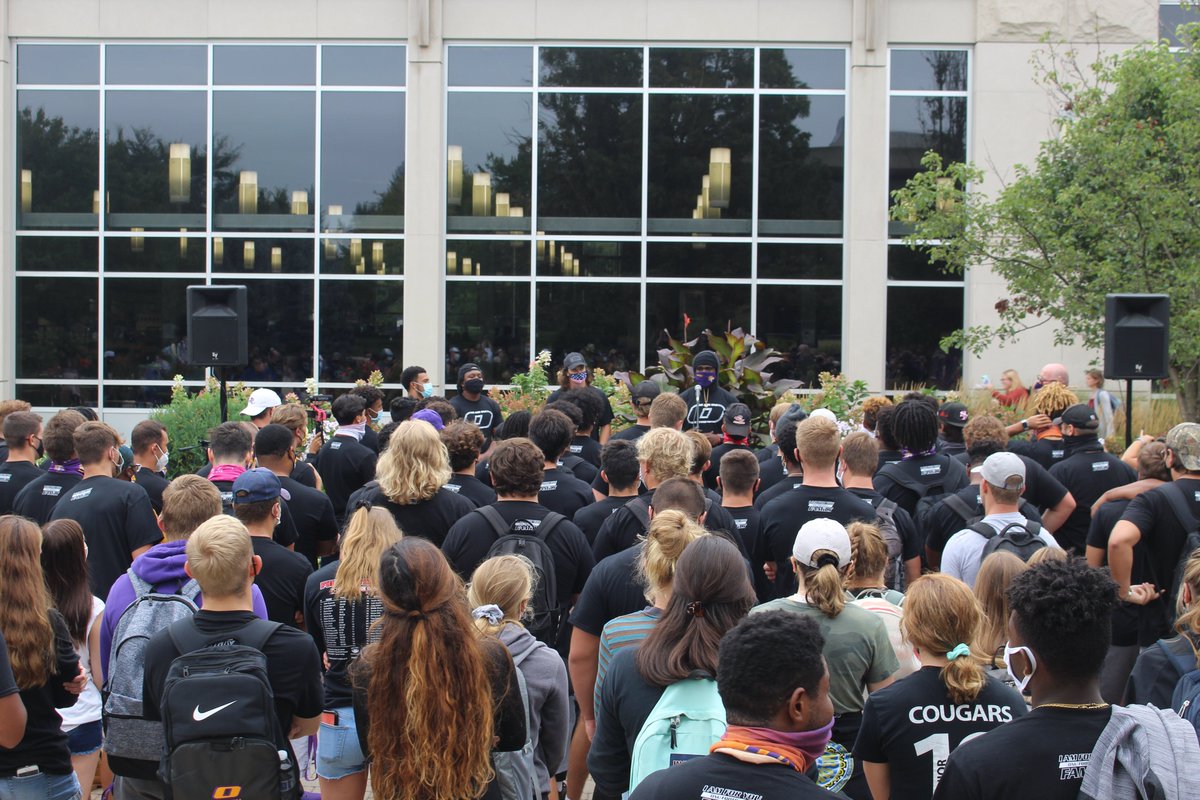 ONUAthletics's tweet image. Here are a few pictures from the Unity March led and initiated by @ONAZFootball  and they were joined by student-athletes from all of the athletic teams and the student body at ONU. The theme of the Unity March was #WeAreOne,  #WeStandTogether, and #FAMiLY.