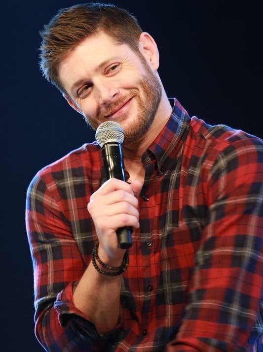 Who needs a timeline cleanse? Sooo I have a thread here of some (SOME not all cuz it’d be far too long) of my favorite Jensen pics. I think I grabbed 60ish. Enjoy
