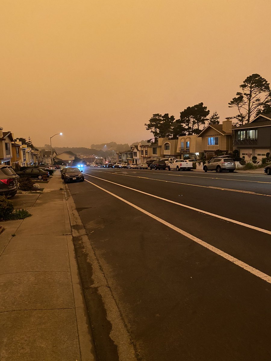 lpspinner's tweet photo. @KylaGrogan About 9am here in Daly City. https://t.co/iQOxbrrl63