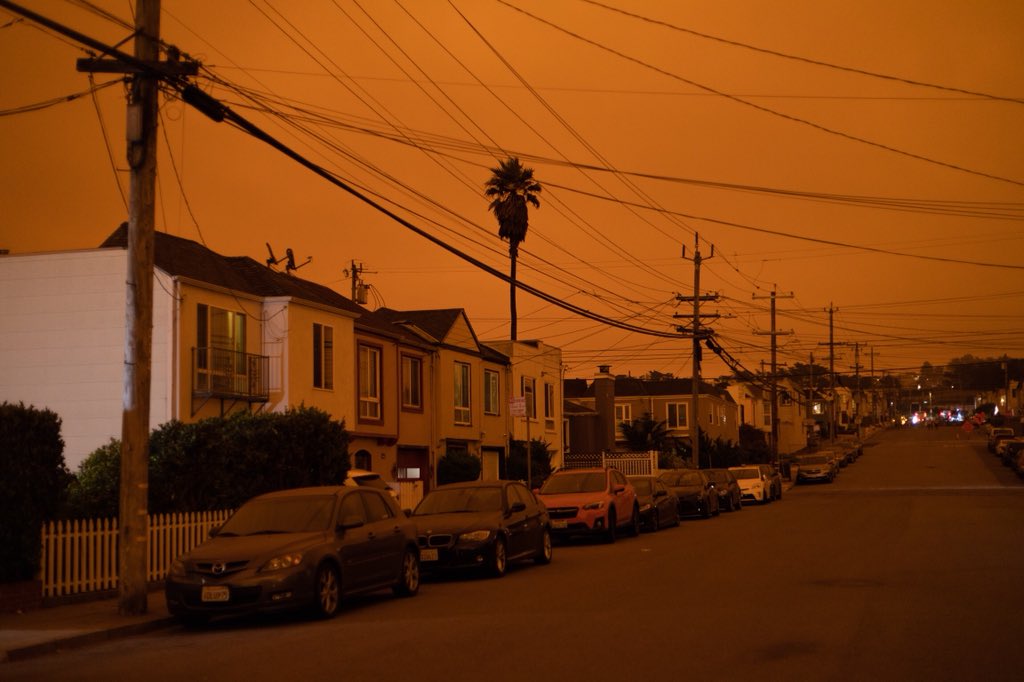 brianchorski's tweet photo. noon in San Francisco, today

never seen anything like this in my entire life https://t.co/yh2ALP0XYb