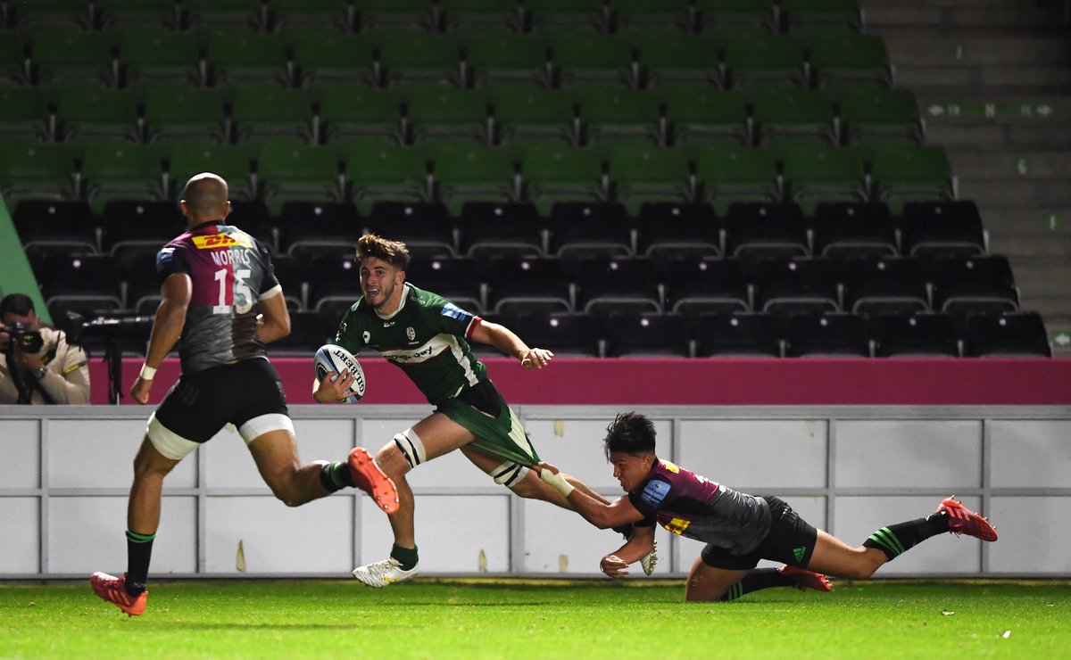 londonirish's tweet photo. 📸 | ACTION SHOT: Captain @JackJackcooke setting up our second of the evening! ☘️

👉 15-10 #LIRvHAR https://t.co/ItwOLZJtLm