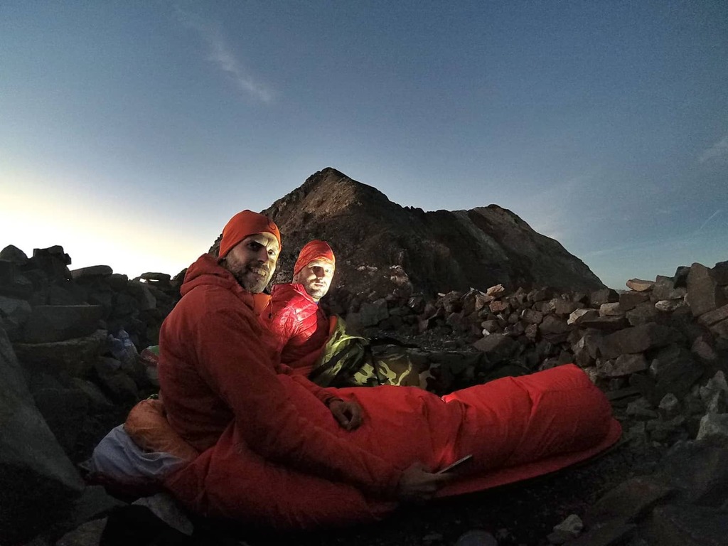 elporquet's tweet photo. I per uns nit ens vam sentir com en Henry Russell, cap a finals del XVIII, dormint sota el firmament i bressolats únicament pel seu estimat Vignemale.
.
.
.
#vignemale #vinhamala #cerbillona #clotdelahount #pyrenees #pyrenees_pics #loves_pyrenees #fotopi… https://t.co/6h4ZJtbjRl https://t.co/CA7DD9RKqx