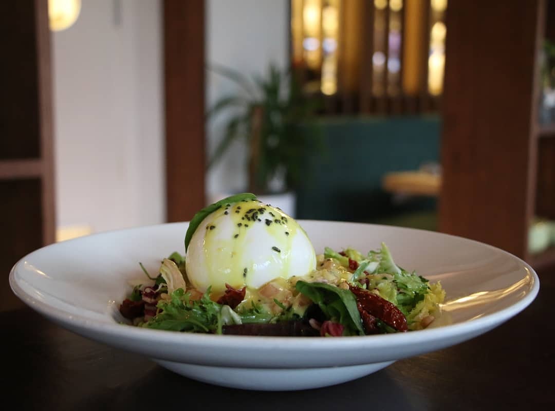 OrgazMadrid's tweet photo. Comenzamos la cena con el best seller de nuestras ensaladas!
👉🏻Ensalada de Burrata con tartar de tomate y aguacate.
#orgazmadrid #goodfood #salads #ifema #restaurants #restauranteorgaz #topmadrid #orgaz https://t.co/EF9TkItUK6