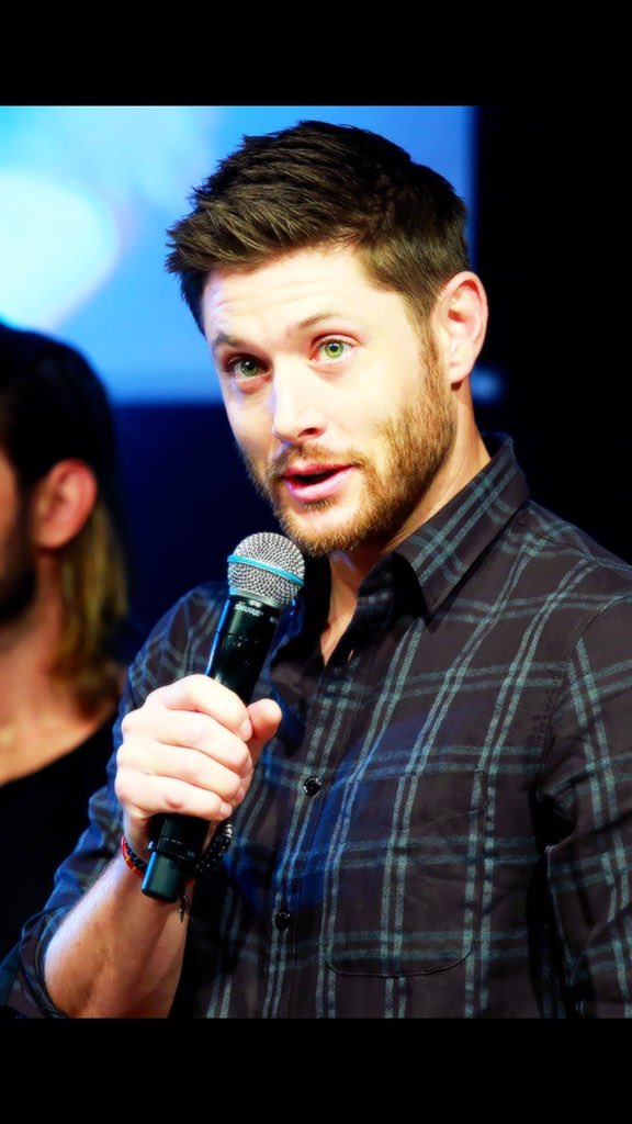 Who needs a timeline cleanse? Sooo I have a thread here of some (SOME not all cuz it’d be far too long) of my favorite Jensen pics. I think I grabbed 60ish. Enjoy