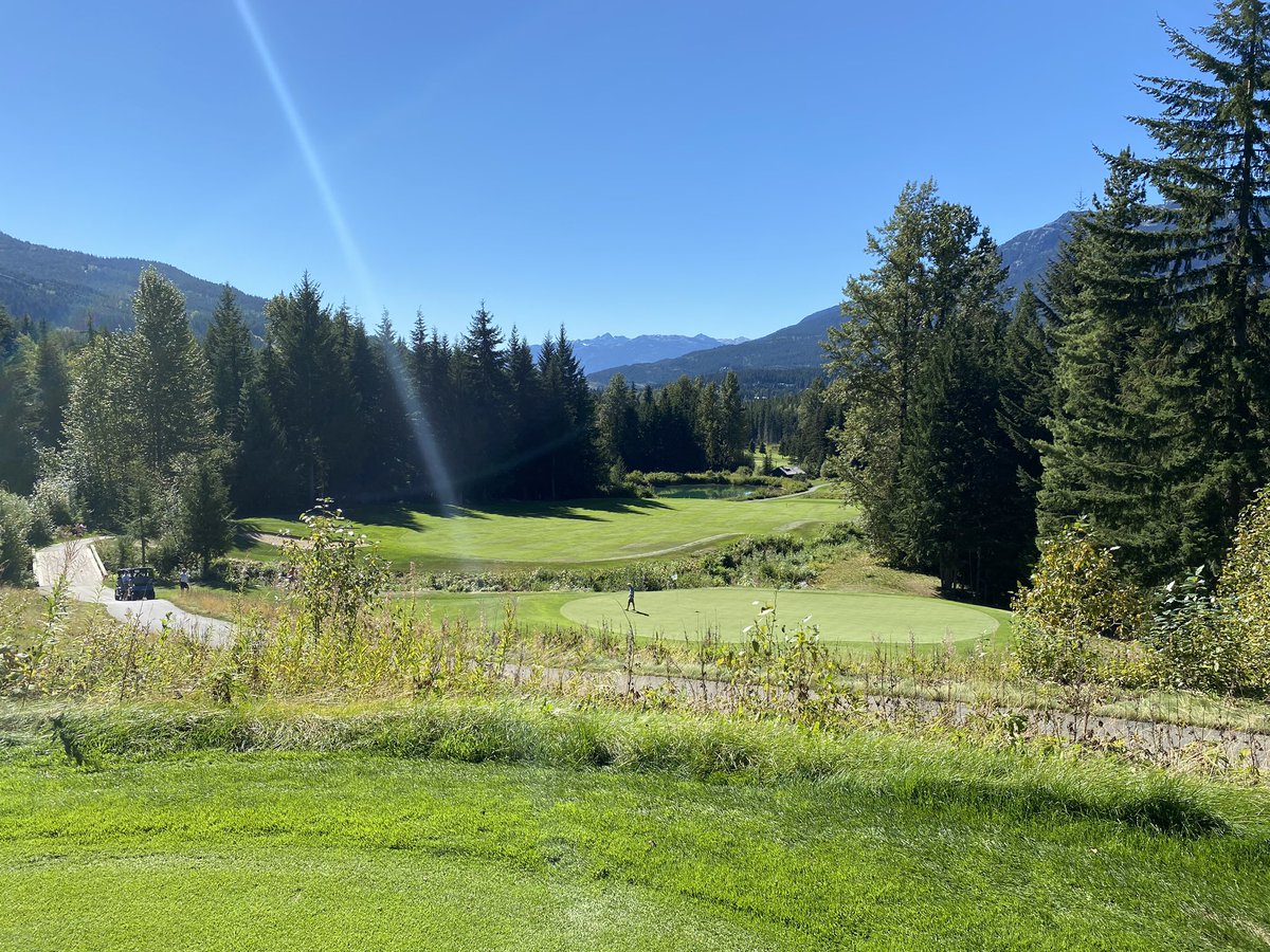 thepgascramble's tweet photo. Nothing but ☀️ and 🏔 for today’s B.C. West Regional Final @FairmontWhistlr. Best of luck to all competitors!
Live scoring ▶️ https://t.co/t80H8vb6dA
#RBCPGAScramble #EffortlessDrive https://t.co/c7w4ZIUZWY