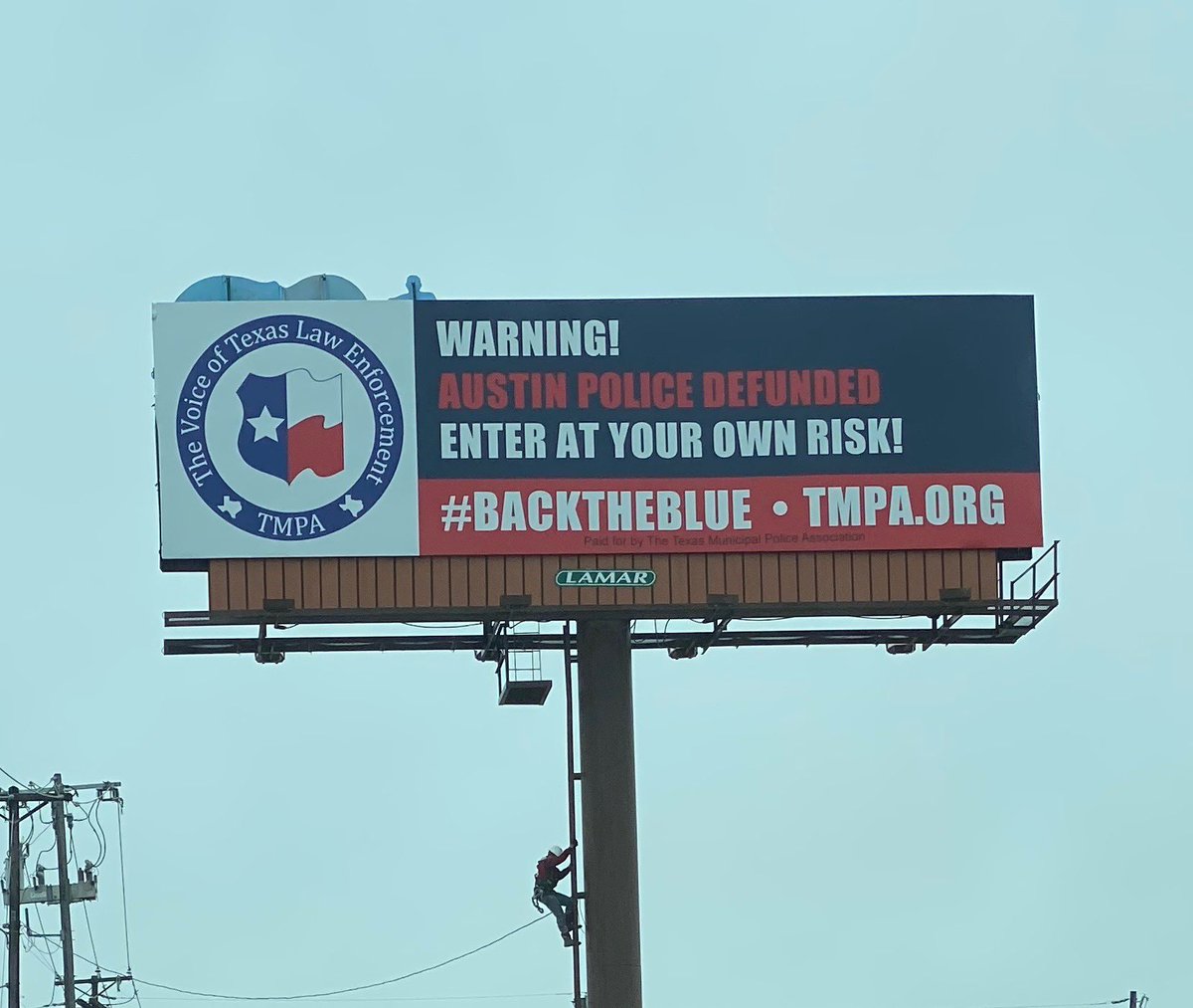DanPatrick's tweet photo. Thank you to the Texas Municipal Police Association for these great new billboards that went up in Austin today. @austintexasgov ignored public safety and made a dangerous decision to #defundpolice #bigmistake #backtheblue #txlege https://t.co/bGO8X1Hyur