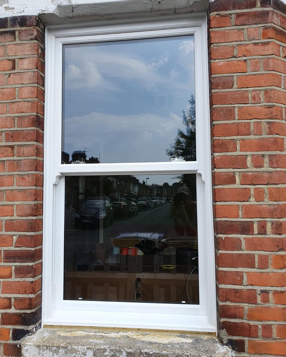 UFitSashWindows's tweet photo. 8 of our trademark #uPVCSashWindows supplied and fitted in #Enfield today, putting the style back in this home🏡✨ #sashwindows #upvc #doubleglazing #windows #doors #homeimprovements #renovation  #victorianhouse #boxsash #essexbuilders #londonbuilders #homerenovation #ukbuilders https://t.co/MYoqk4vkA3