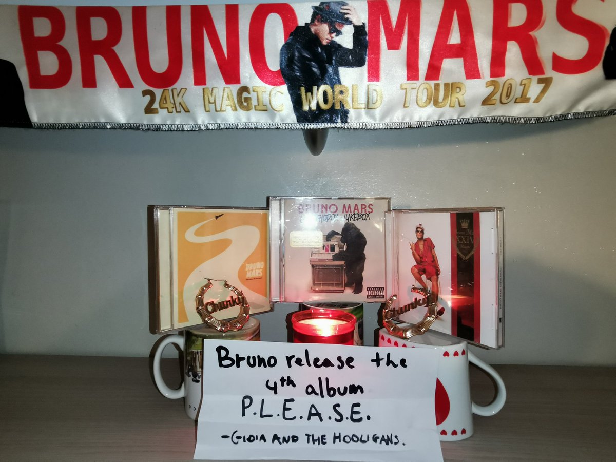 UnorthodoxxJ's tweet photo. @BrunoMars I'm not asking, I'm begging...
please 🥺
#brunomars #hooligan #hooligans #unorthodoxjukebox #doowoopsandhooligans #24kmagic https://t.co/iNYPzlw08M