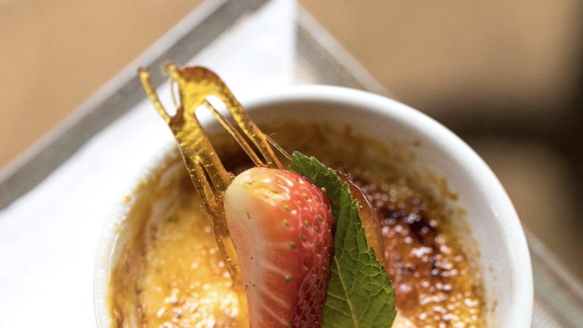 Haida_House's tweet photo. Attention #HaidaGwaii Residents: We are pleased to announce that we have reopened for in-house #dining! Join us for #dinner Fri-Sat from 5pm or Sunday #brunch from 10am-1pm. #ReservationsRequired - call 250.557.4600
#dineout #staycation #tlell #supportlocal #restaurant https://t.co/mMshvpazis