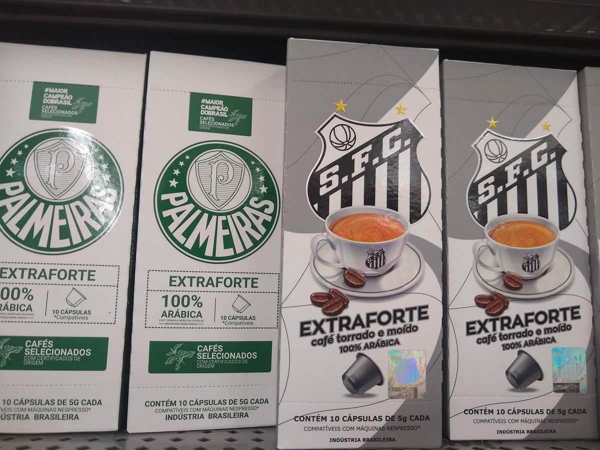 nutridescoberta's tweet photo. Achei isso engraçado. E não sabia que existia... E vocês? Será que agora os torcedores de futebol vão ter rivalidade até quanto a café? 😂

Ps: isso não é publi! 
#CafeComFutebol #BrasileiraoFeminino #futebol https://t.co/jCI9zIoZlr