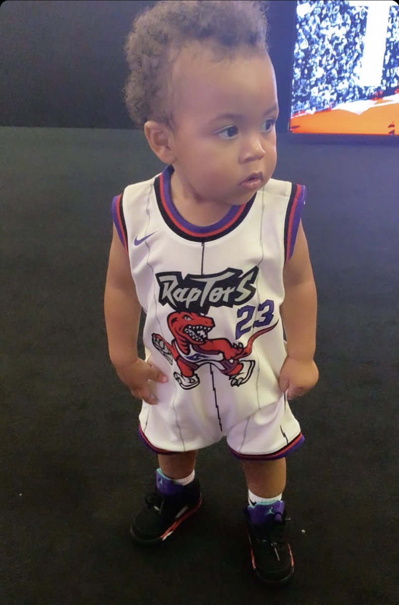 Shubham's tweet photo. You think this guy gave the @Raptors the halftime pep talk? #FredJr #WeTheNorth https://t.co/fiZfjB5Jst