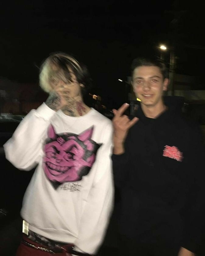 lil peep with fans; a thread <3