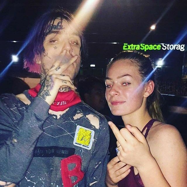 lil peep with fans; a thread <3
