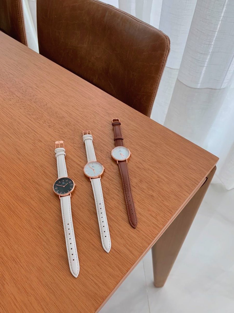 saintgermainof's tweet photo. Modelos delicados e estilosos em pulseiras de couro 🤍⏱ https://t.co/AJOYYiUMM6