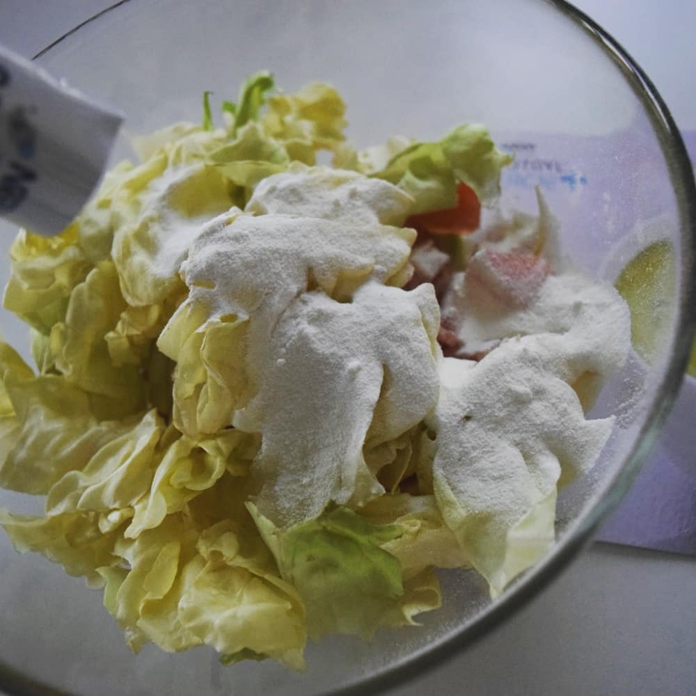 Joliemine's tweet photo. Voici une poudre de protéines goût neutre Renutryl Energie+ de Nestlé HealthScience, qui s'ajoute facilement à tous les plats sucrés, salés, froids ou chauds. (Ex: dans les lasagnes, tiramisù framboise, cake aux fruits...) 

#renutrylenergie+ #renutrylenergie #RE+ #poudre https://t.co/ESBbal0wyo