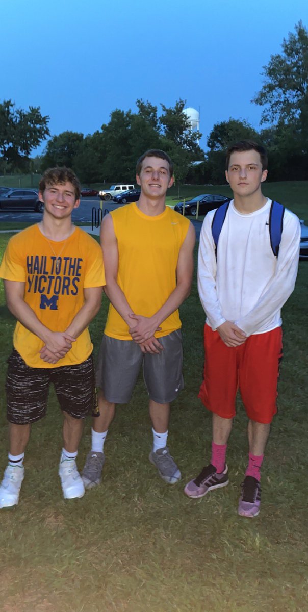 CamyTberry's tweet photo. Your 3v3 CHAMPIONS. Thank you for the invite @cjcampbell819. https://t.co/Q5f3e2BWj5