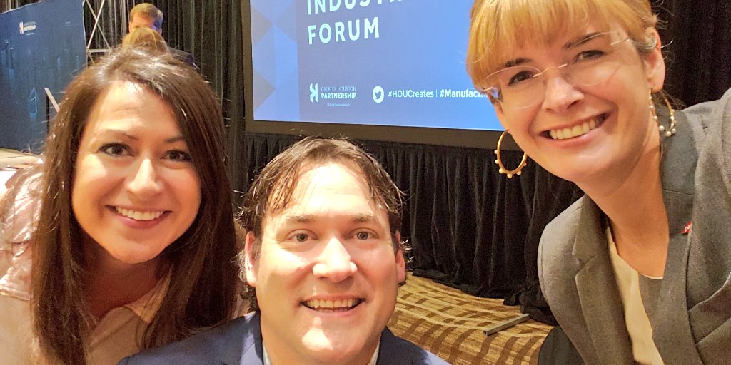 6/ I cherish the friendships I’ve made in these few short years.