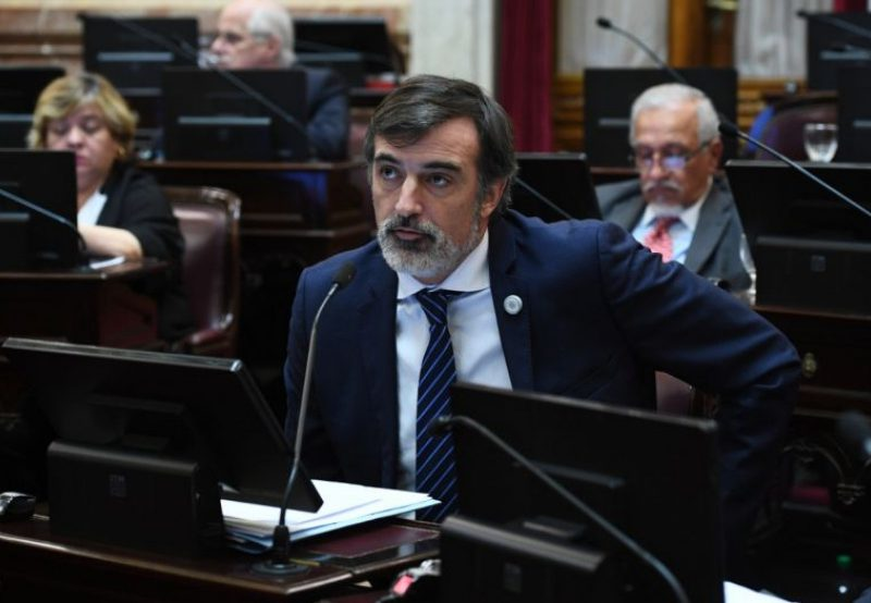 Rivadavia630's tweet photo. |AHORA|

• VALE DOBLE •

En @ValeDobleOk hablamos con @estebanbullrich
Senador Nacional por la provincia de Buenos Aires 

"Esto va a tener consecuencias en la Ciudad pero en la Pcia. también. El problema va a seguir" https://t.co/orhONdmonl