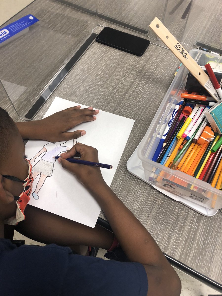 5thRowlett's tweet photo. Zombie walking to recess and self portraits in art! Ss are adjusting so well! @Rowlett_Bobcats #GarlandISDF2F https://t.co/ihbyGVJwzH