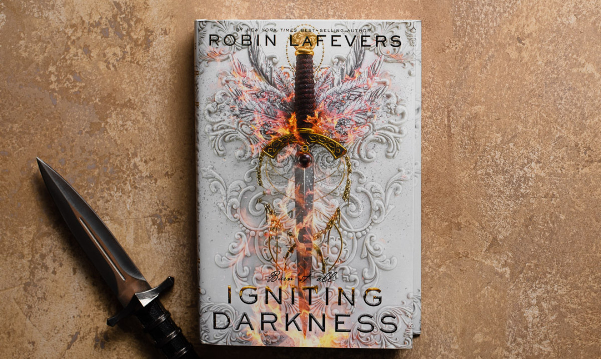 ClarionTeen's tweet photo. "A marvelous mix of swashbuckling history and spiritually centered fantasy."– @sljournal #bookreview #yalit #IgnitingDarkness https://t.co/zW9jxTLUNk @RLLaFevers https://t.co/0F2yFzUZaX