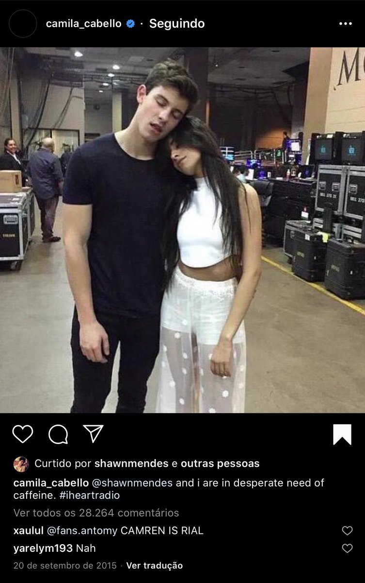 Camila postou essa foto desse dia no instagram, dizendo que eles precisavam de café. Depois respondeu brincando que ela estava contando uma piada e ele dormiu