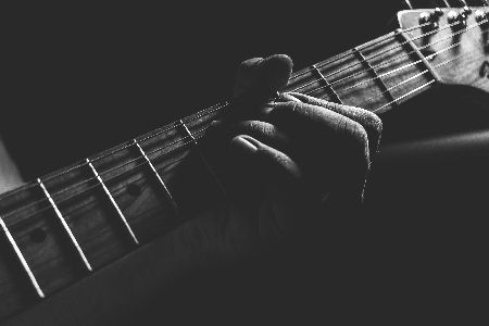CountryMusicAB's tweet photo. Calgary Songsmiths is a non-profit group that allows a place for writers of all levels to work, nurture, network and develop. All ages welcome! They are currently hosting lessons and open mic on Facebook live. All information can be found in their Facebook group. @YYCSongsmiths https://t.co/4NO5085D2E