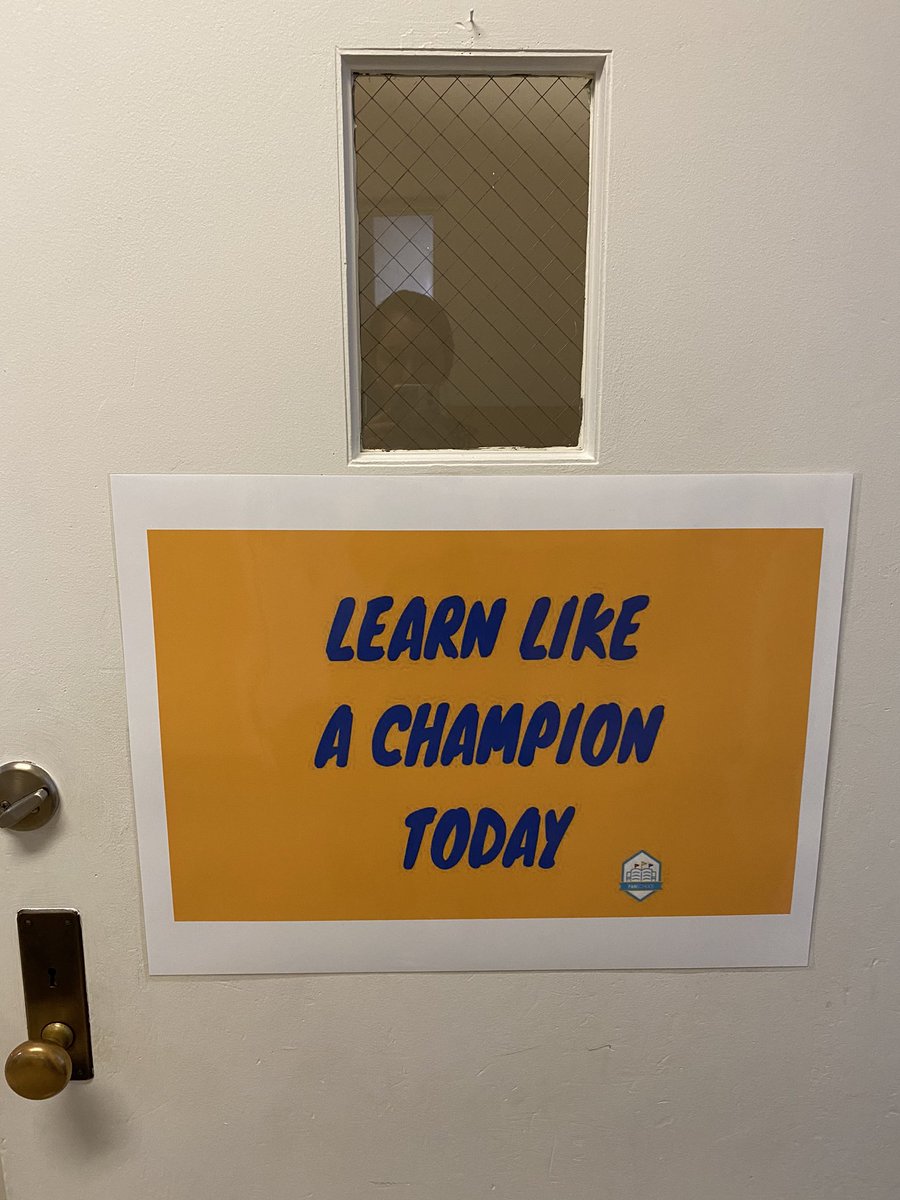 OLOL_Resource's tweet photo. Now the classroom looks ready! @ADWCathSchools @NDFootball #onlyatOLOL https://t.co/8tYP0Jrkcc