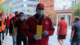 UniforLocal1285's tweet photo. Supporting our Dominion Brothers and Sisters. #Unifor was loud and clear across Canada fighting for #FairPayForever for Dominion @Unifor597 workers on #LabourDay2020.
Send your message to the billionaire bosses at https://t.co/8qs3afsj8R. https://t.co/N9tq33h6o9